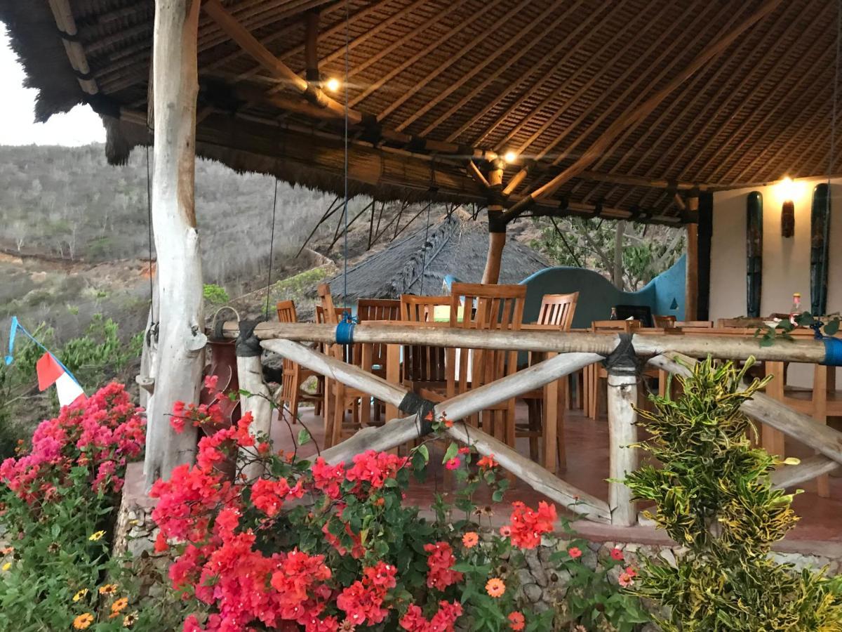 Hotel Blue Monkey Retreat Areguling Lombok Exterior foto