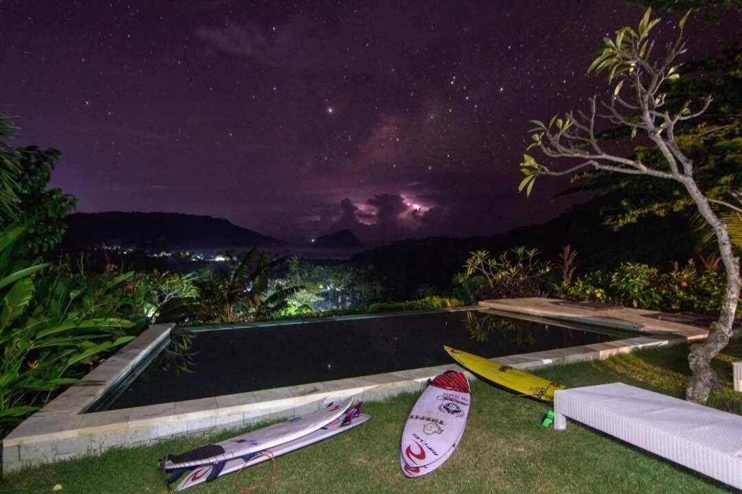 Hotel Blue Monkey Retreat Areguling Lombok Exterior foto